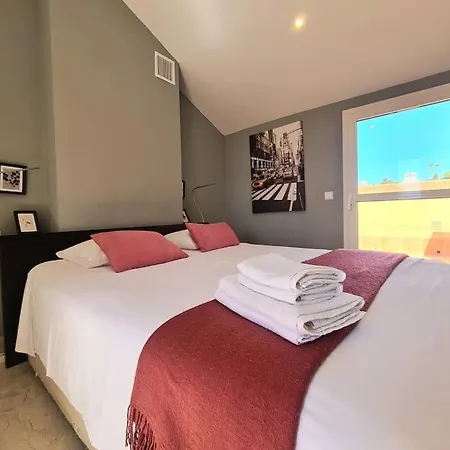 Апартаменти Duplex Playa De Artola-baja-marbella *
