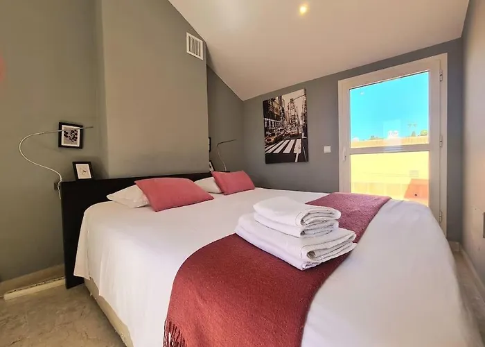 Апартаменти Duplex Playa De Artola-baja-marbella *